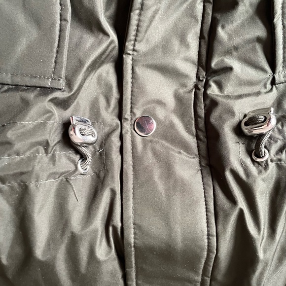 Big Chill Green Puffer Winter Coat with Faux Fur Hood Size 1x - Picture 4 of 7